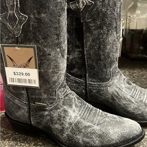 Vaccari boots 11 wide new